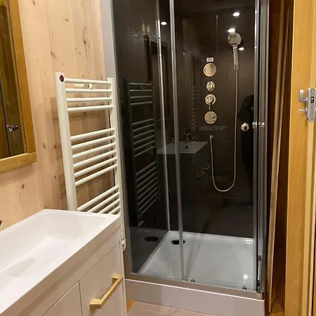 Шале Avec Jacuzzi Privatif Nature & Romantique Saint-Gilles-de-Cretot