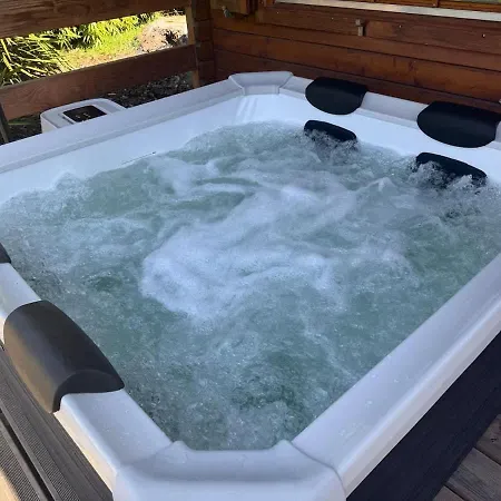 Avec Jacuzzi Privatif Nature & Romantique