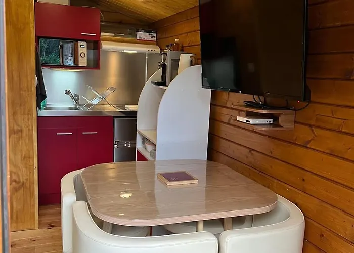 Chalé Avec Jacuzzi Privatif Nature & Romantique *